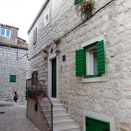 Apartman Royal Varos