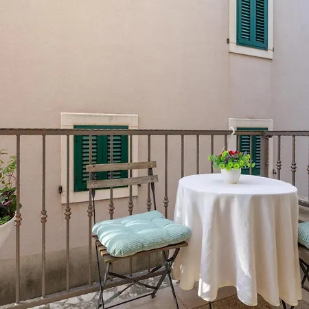 Royal Varos Apartmán