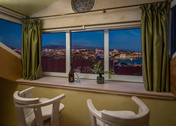 Royal Varos Apartament Split
