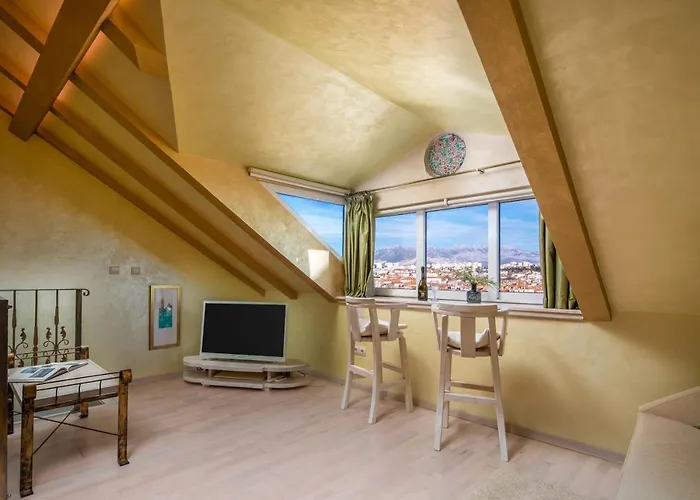 Royal Varos Apartament