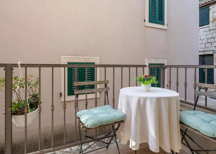 Royal Varos Apartament