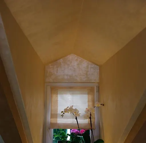 Apartament Royal Varos