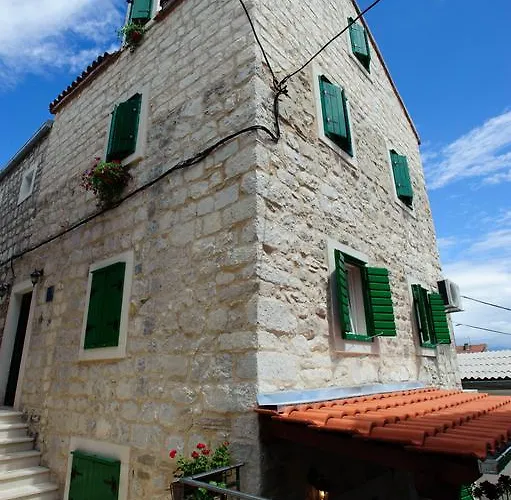 Apartament Royal Varos